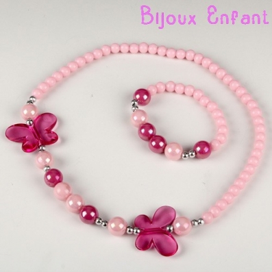 Nos bijoux enfants de qualité exceptionnelle et à petit prix pour faire plaisir à vos petites princesses à découvrir sur www.maryamstresors.com