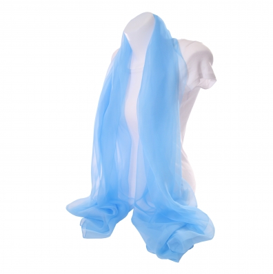 Sur www.autourdufoulard.com, vous trouverez aussi des foulards en soie unis, dans plus de 35 coloris différents. C'est idéal pour vos tenues de tous les jours!