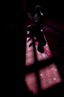 [Example] Ramadan Prayer, moment of Serenity by Ismail Su