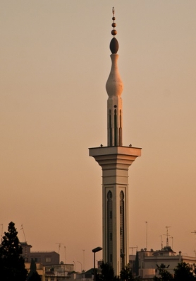 A quelle mosquée appartient ce joli minaret ?

Réponse : Mosquée Syrienne de Tanger au Maroc ! Ma shaa Allah !