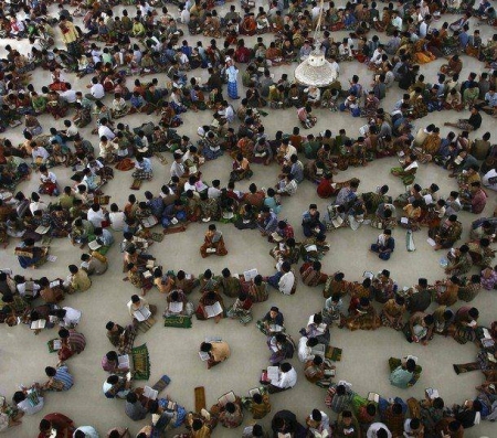 ما شاء الله - حلقات تحفيظ القرآن في اندونسيا!  Ma Sha'a Allah - Quran memorization circles in Indonesia