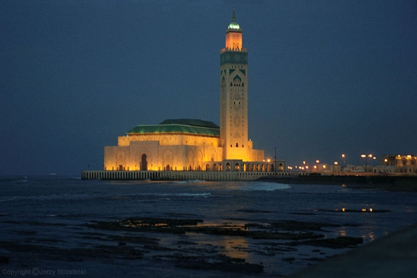 مسجد الحسن الثاني مدينة الدارالبيضاء المغربية