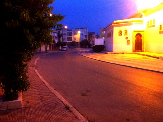 Une scène qu'on ne voit qu'au Maroc ou dans les pays musulmans : Les rues sont vides à l'heure du Iftar.