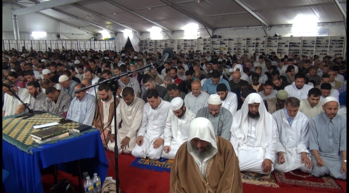 Ramadan 2013 à la Mosquée de Puteaux - La Défense.
Un moment ou la communauté se retrouve !
