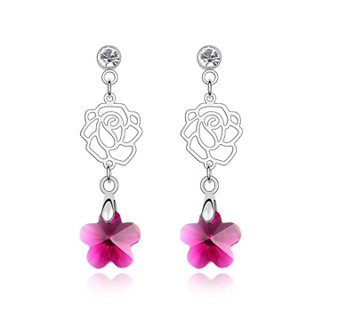Magnifique boucles d'oreilles composées de cristal de Swarovski rose et de plaqué platine anti-allergique. Ces boucles d'oreilles en cristal mettra votre féminité en valeur.

http://www.merveilledebijoux.fr/fr/boucles-d-oreilles/125-boucles-d-oreilles-cristal-swarovski.html