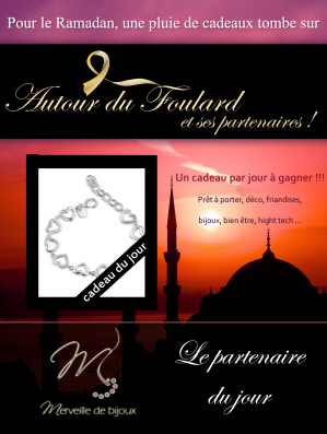 Ce bracelet adorable en alliage plaqué argent et forme de cœur est offert par Merveille de bijoux. Vous le voulez? Rdv sur www.autourdufoulard.com/le-jeu vous le recevrez peut-être directement chez vous gratuitement!